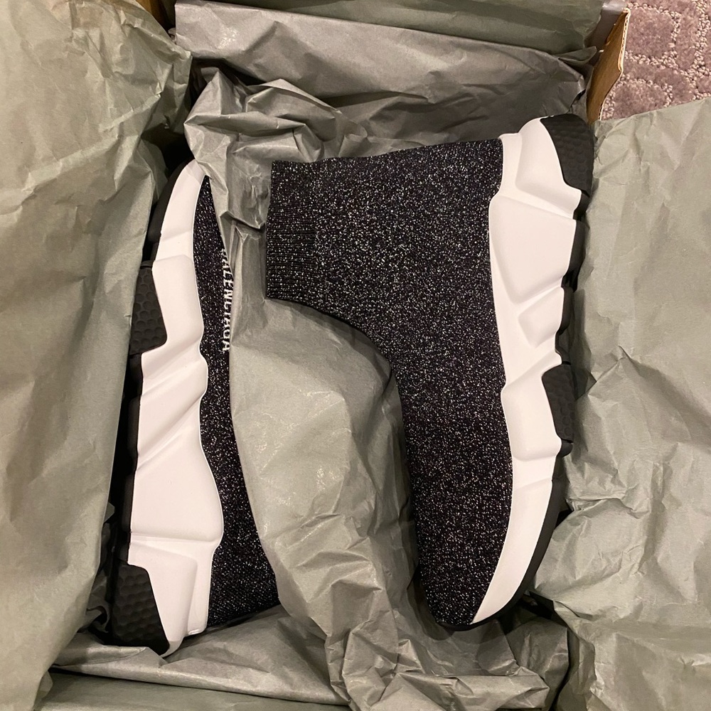 Balenciaga speed trainers NWT